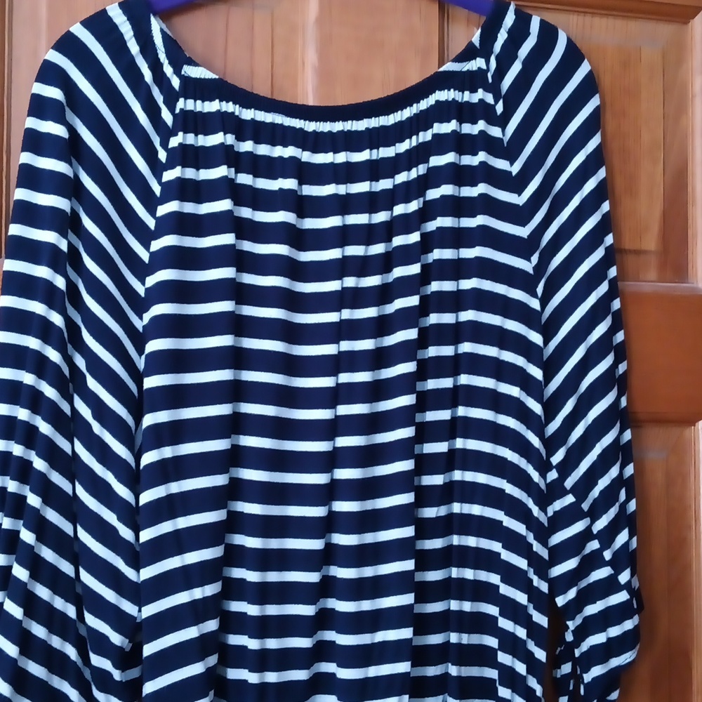 Striped boat neck tee